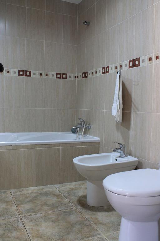 Apartamentos Turisticos Rosario Camarena de la Sierra Værelse billede