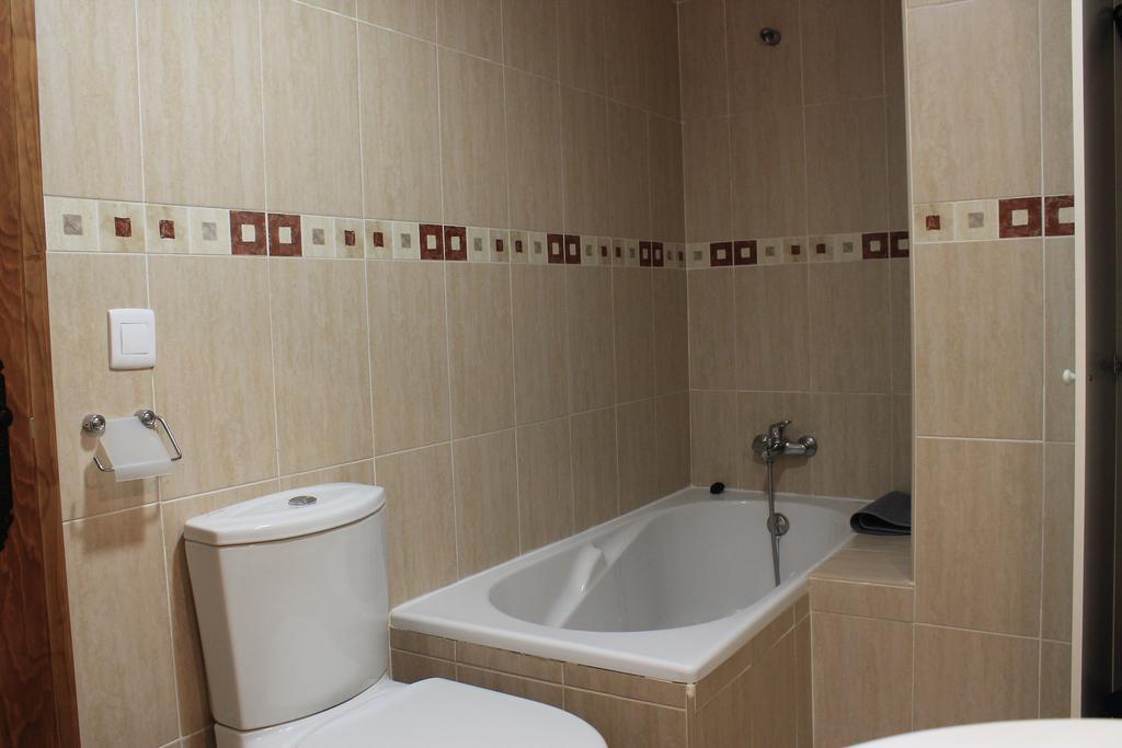 Apartamentos Turisticos Rosario Camarena de la Sierra Værelse billede